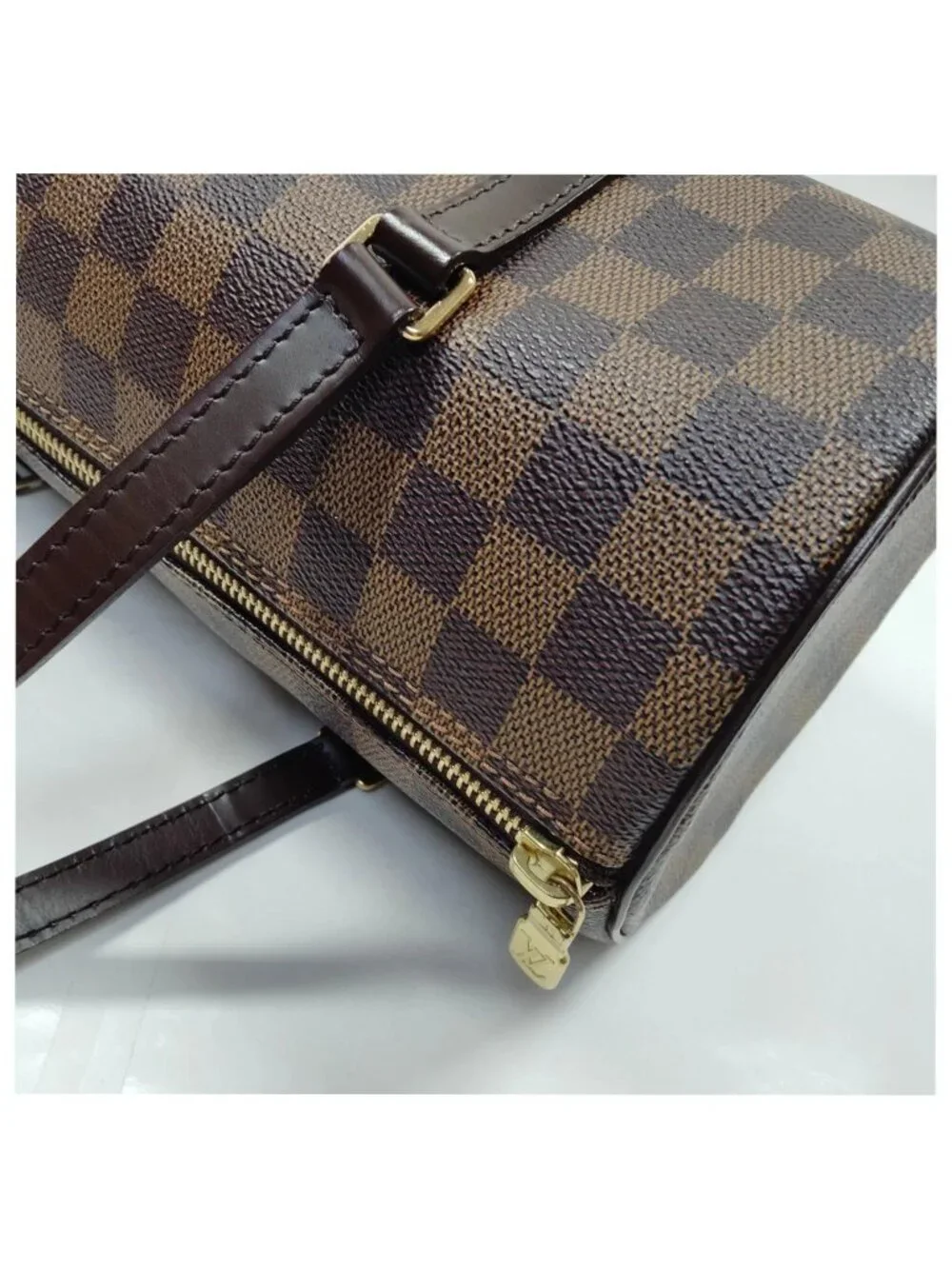 Louis Vuitton classic louis